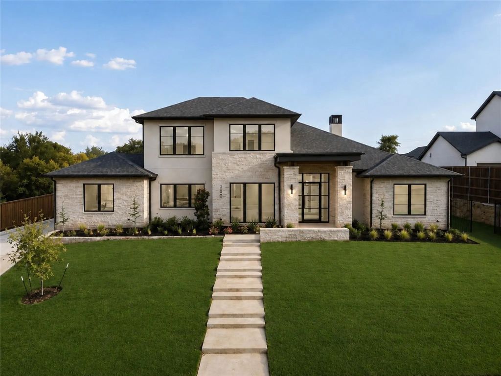 200 Park Avenue, Keller