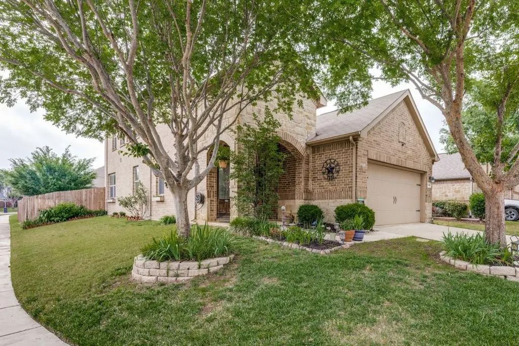 2864 Houston Wood Drive, Fort Worth