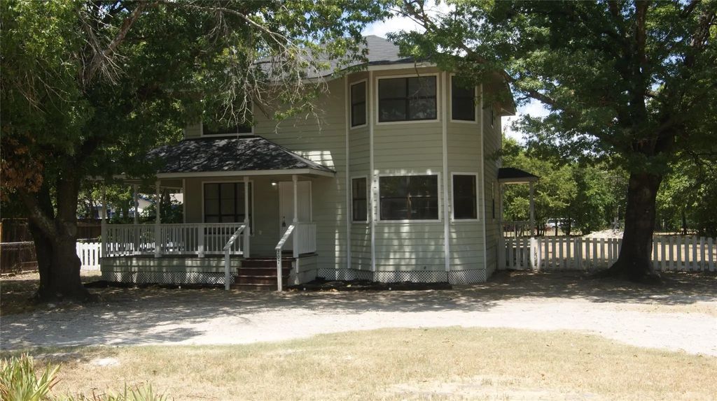 207 Spring Branch Drive, Red Oak