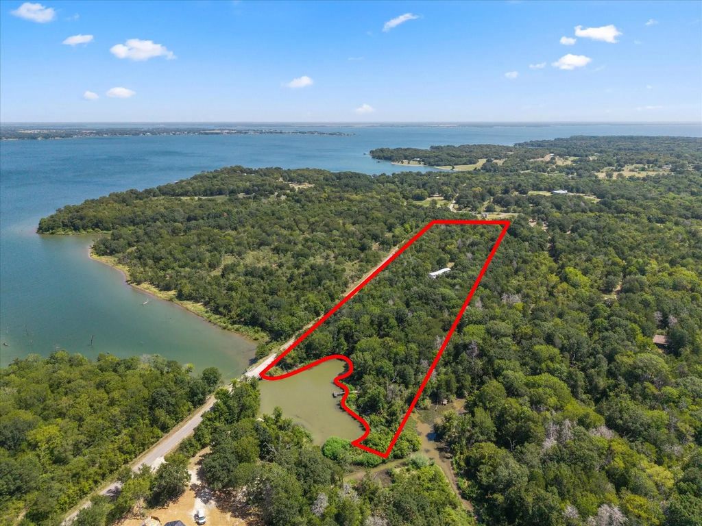 16977 Se County Road 2370, Streetman