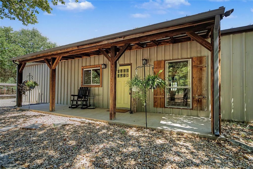 655 Hobson Bend Road, Weatherford