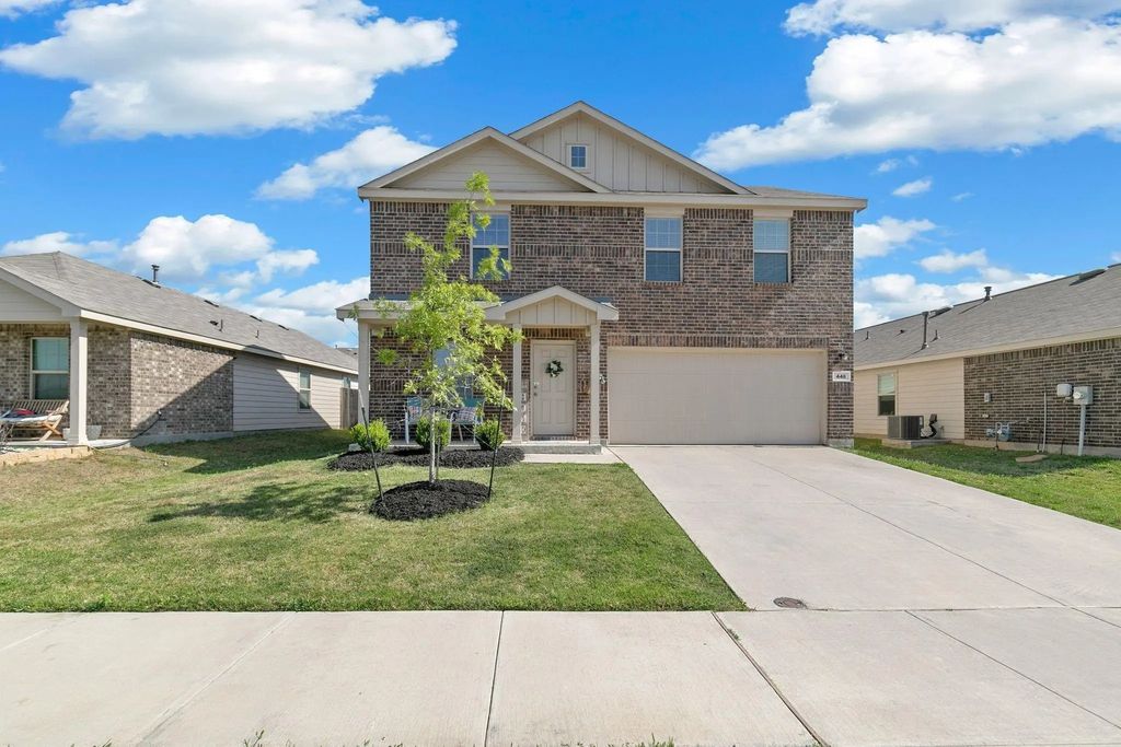 448 Blue Crow Lane, Fort Worth