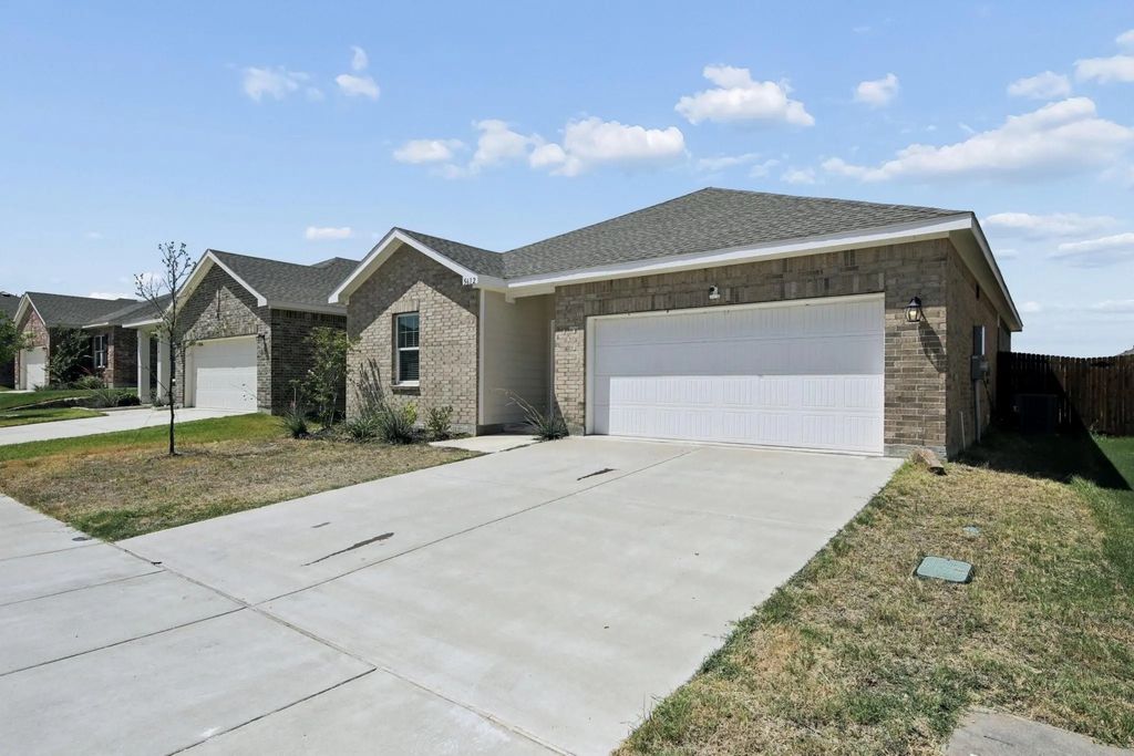 5612 Portlaw Lane, Fort Worth