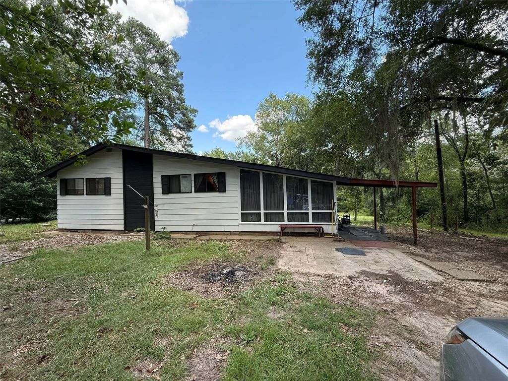 213 Dogwood Drive, Elm Grove