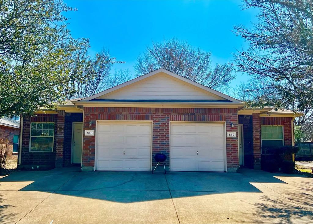 848 Mirabell Court 850, Arlington