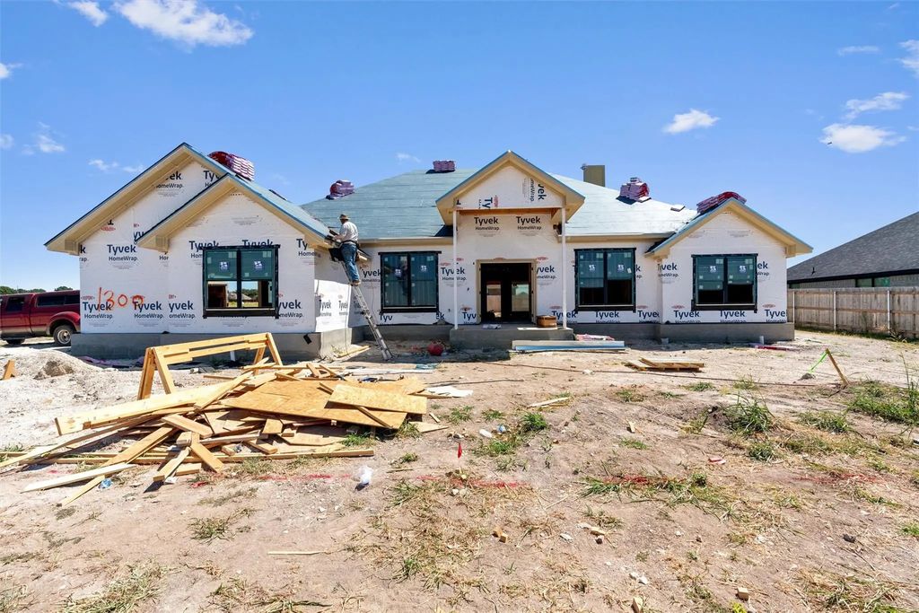 1300 Promised Land, Hewitt