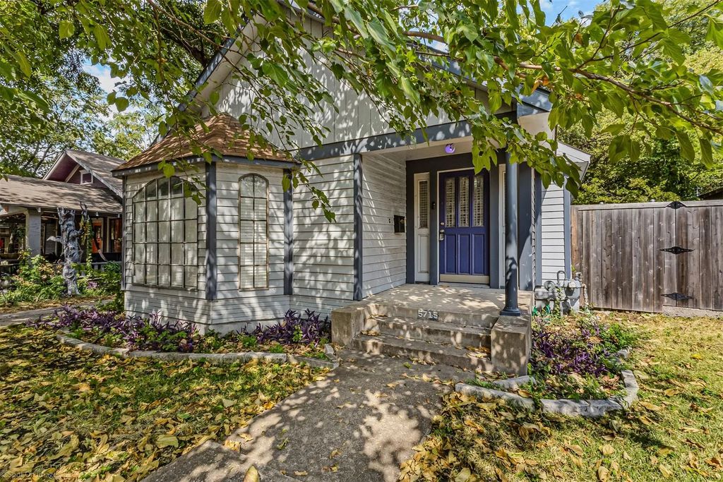 5715 Victor Street, Dallas