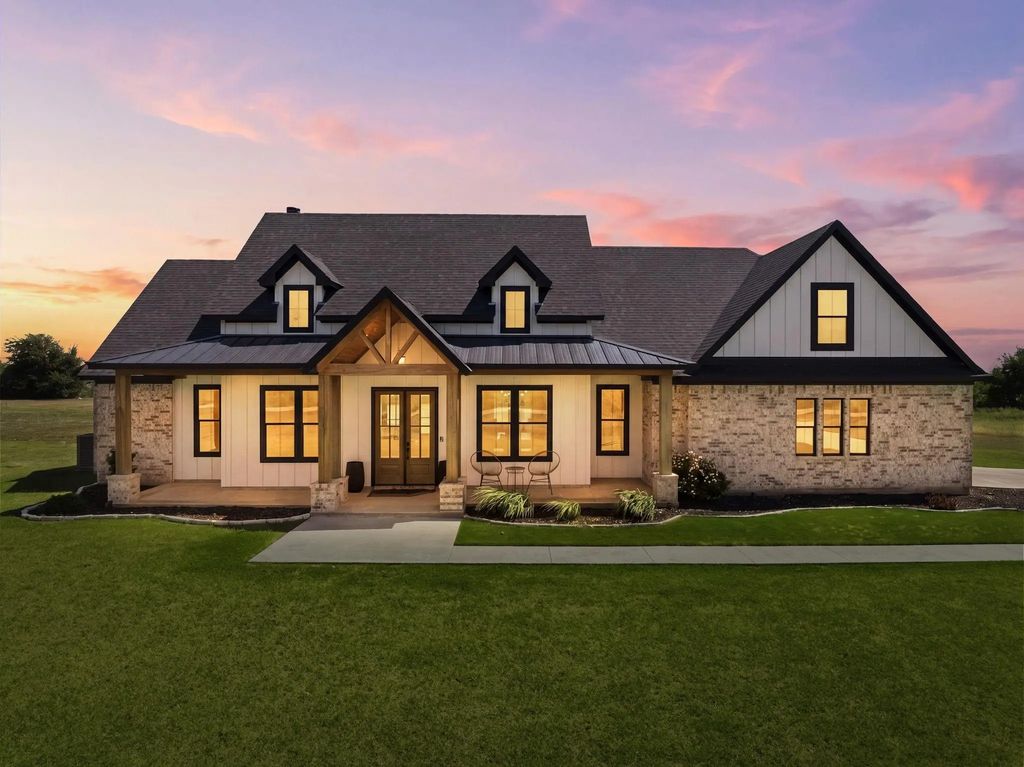 220 High Point Drive, Hillsboro