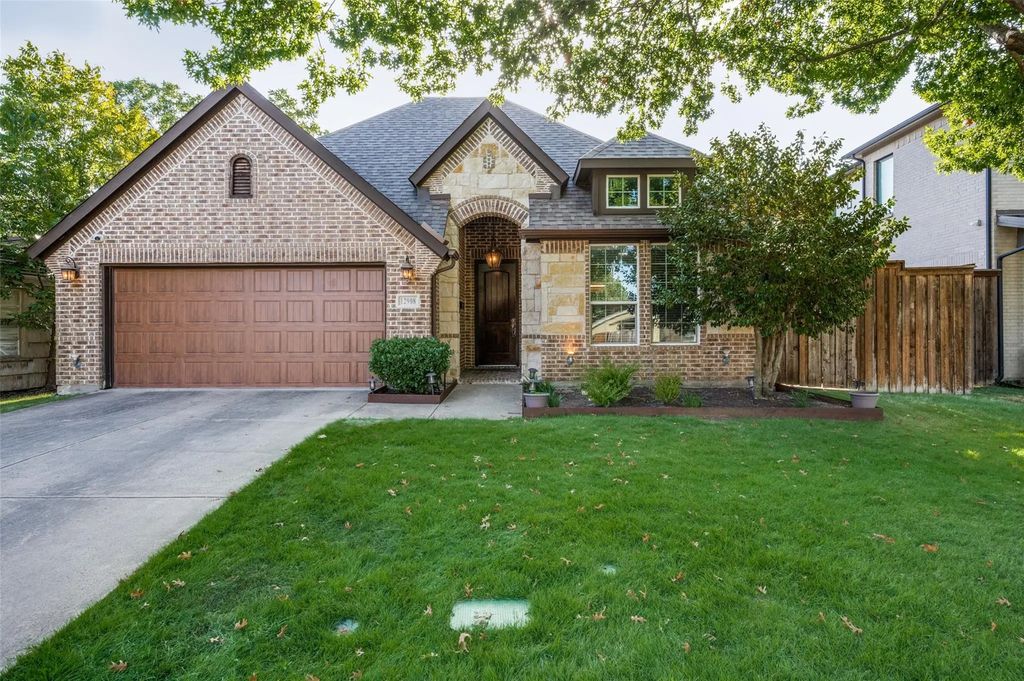 12908 Holbrook Drive, Farmers Branch