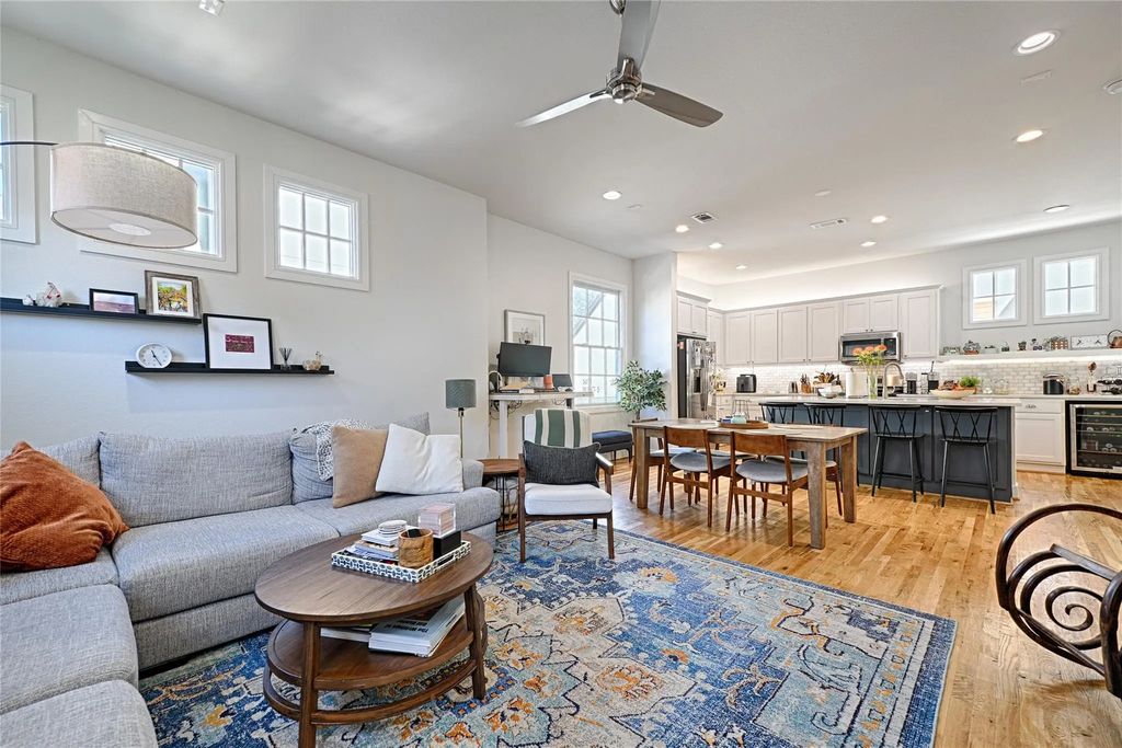 5065 Gaston Avenue 102, Dallas