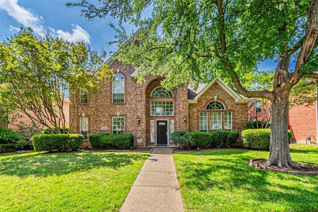 1025 Basilwood Drive, Coppell