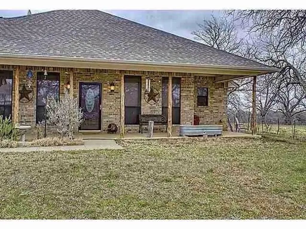 5725 County Road 707, Alvarado