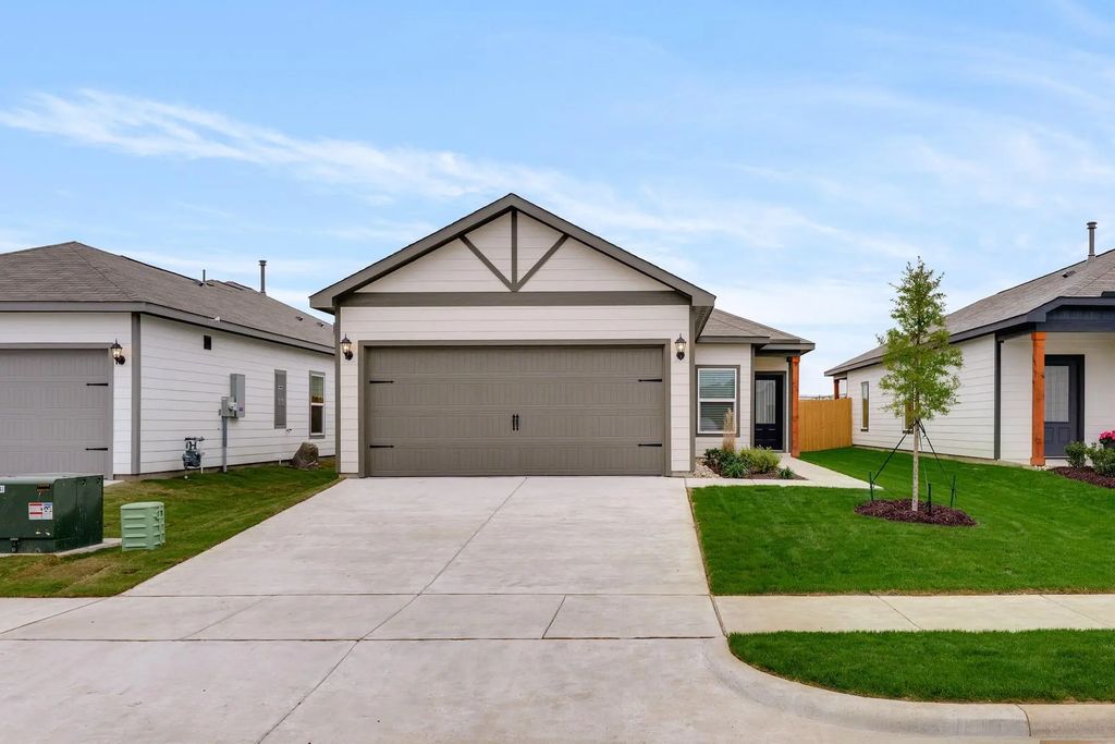 3917 Starry Night Cove, Sherman