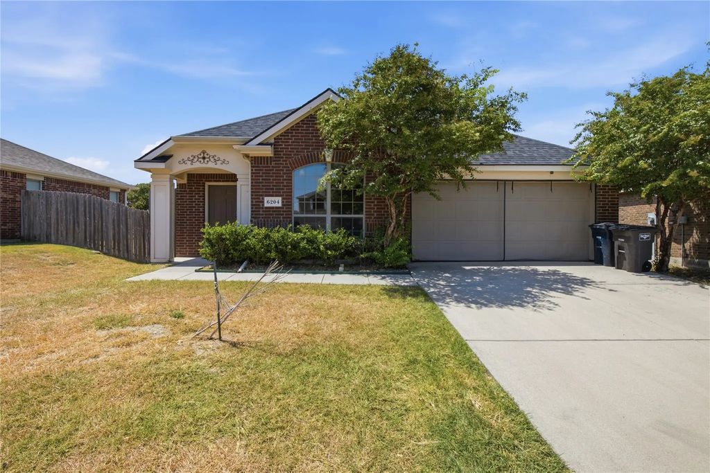 6204 Granite Creek Drive, Fort Worth