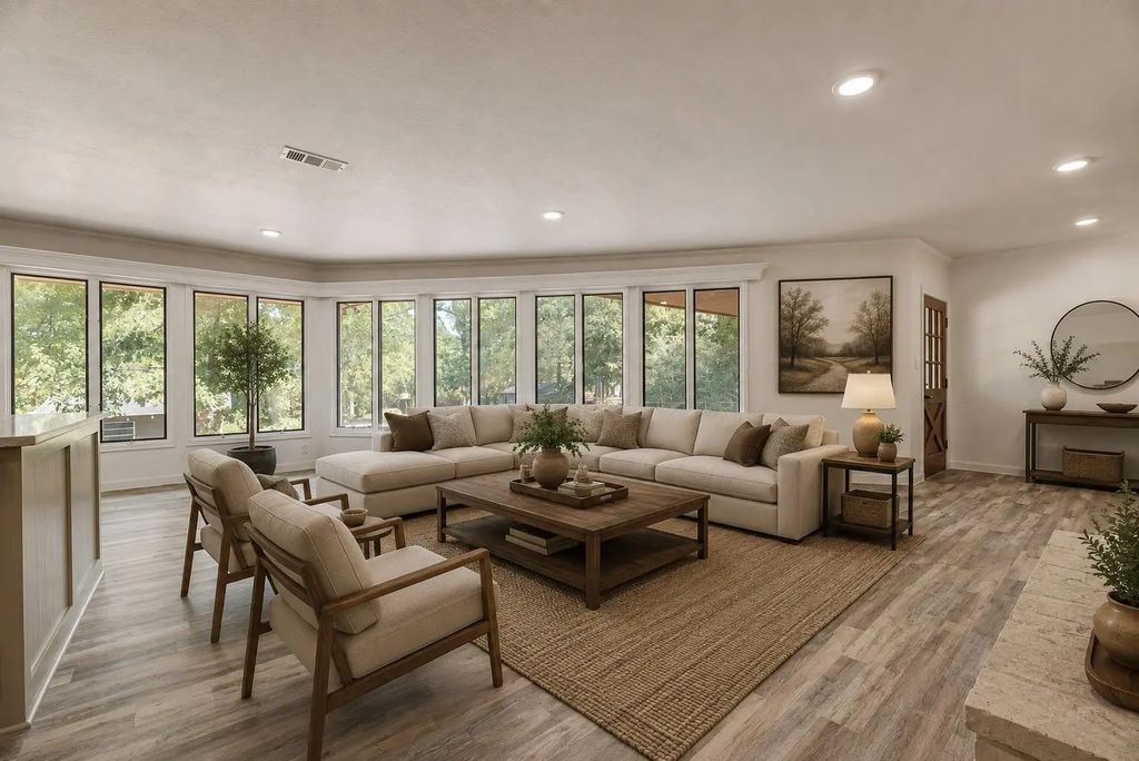 1720 Lazy U Drive, Canton