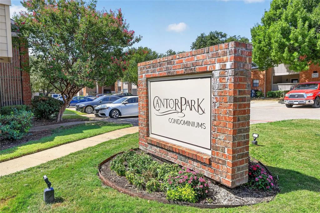 2105 Count Fleet Drive 217, Arlington