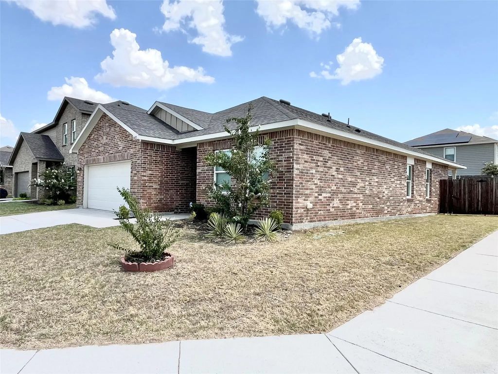 8400 Hawkview Drive, Fort Worth