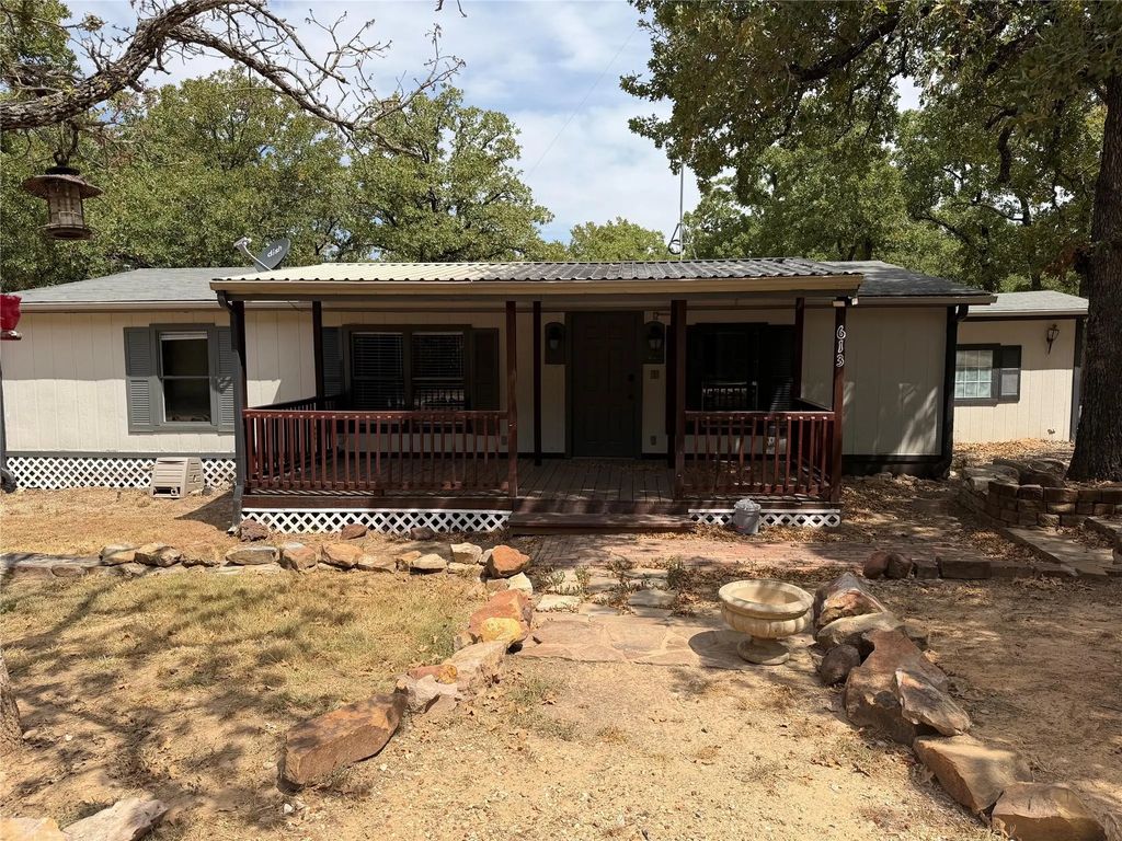 613 Private Road 4369, Decatur