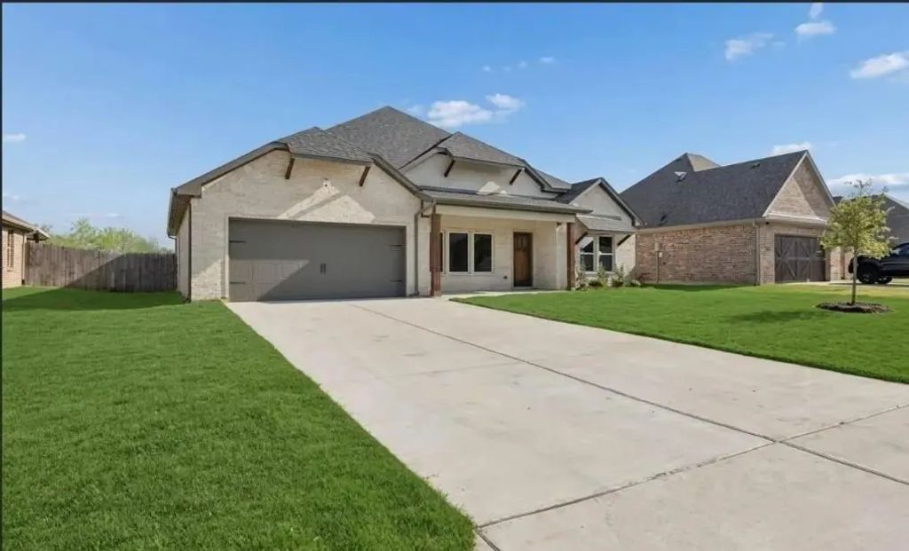 3405 Preston Club Drive, Sherman