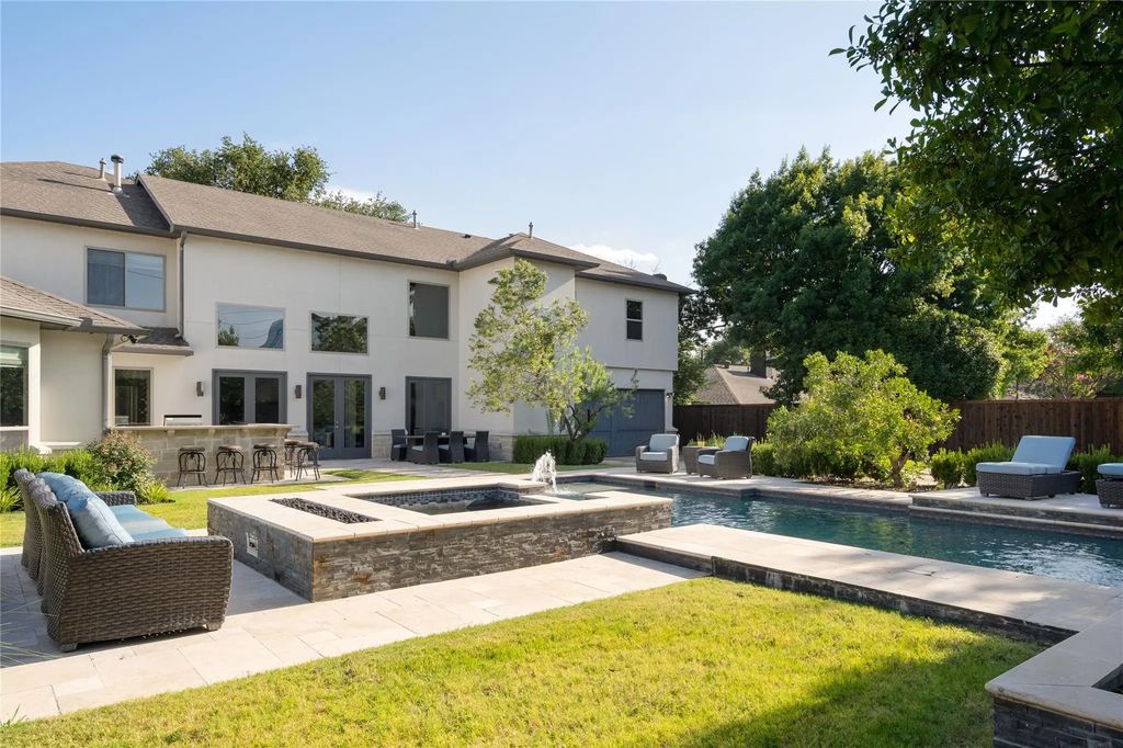 5517 Charlestown Drive, Dallas