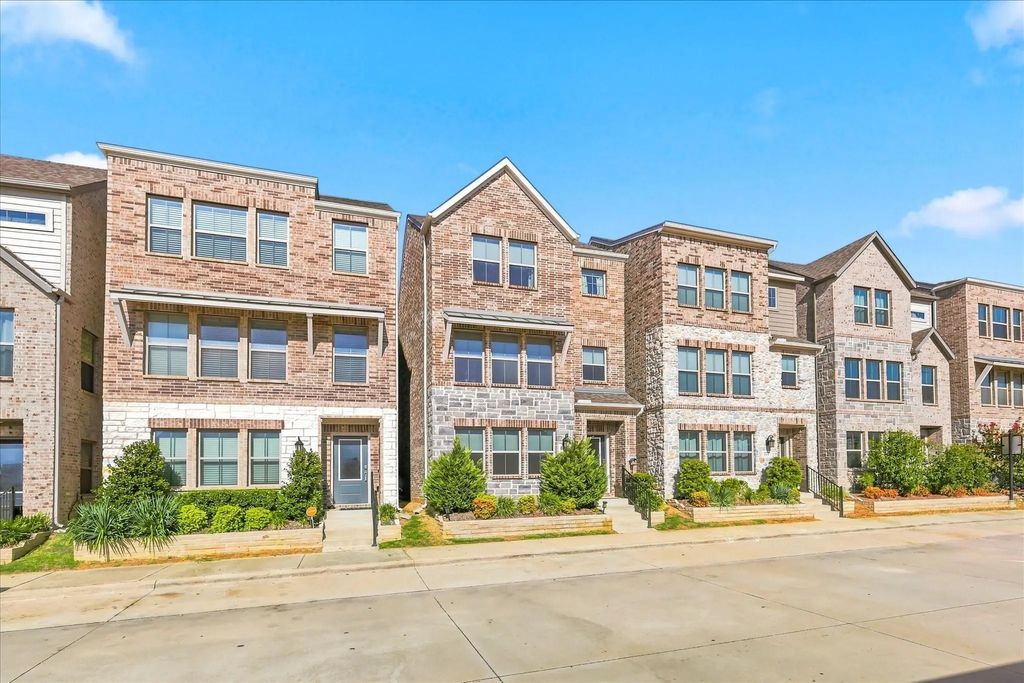 106 Settlers Way, Euless