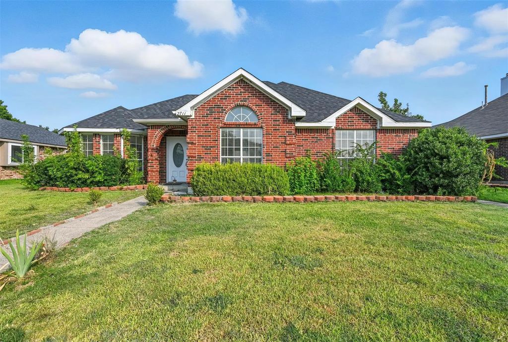 2711 Primrose Lane, Rowlett