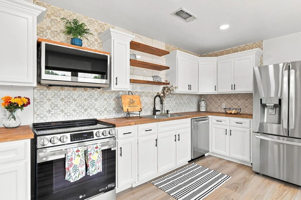 123 S Meadowbrook Drive, Pottsboro
