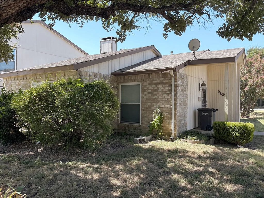 8637 N Normandale Street, Fort Worth