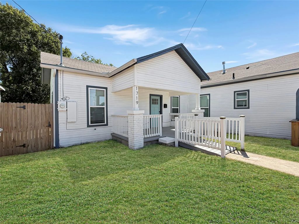 1719 25th Street, Fort Worth