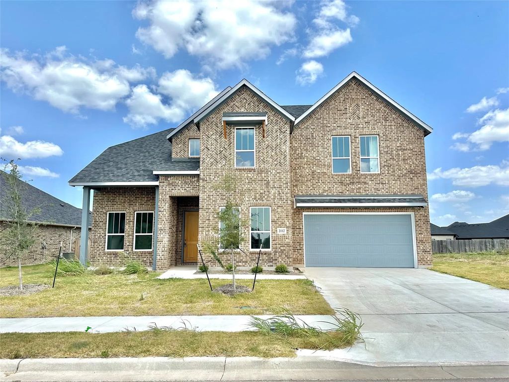 2112 Bankside Lane, Waco