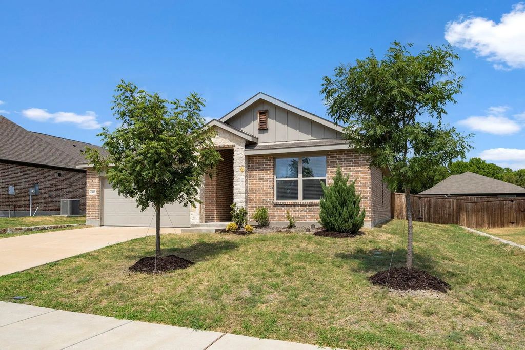 2409 Pacific Avenue, Anna