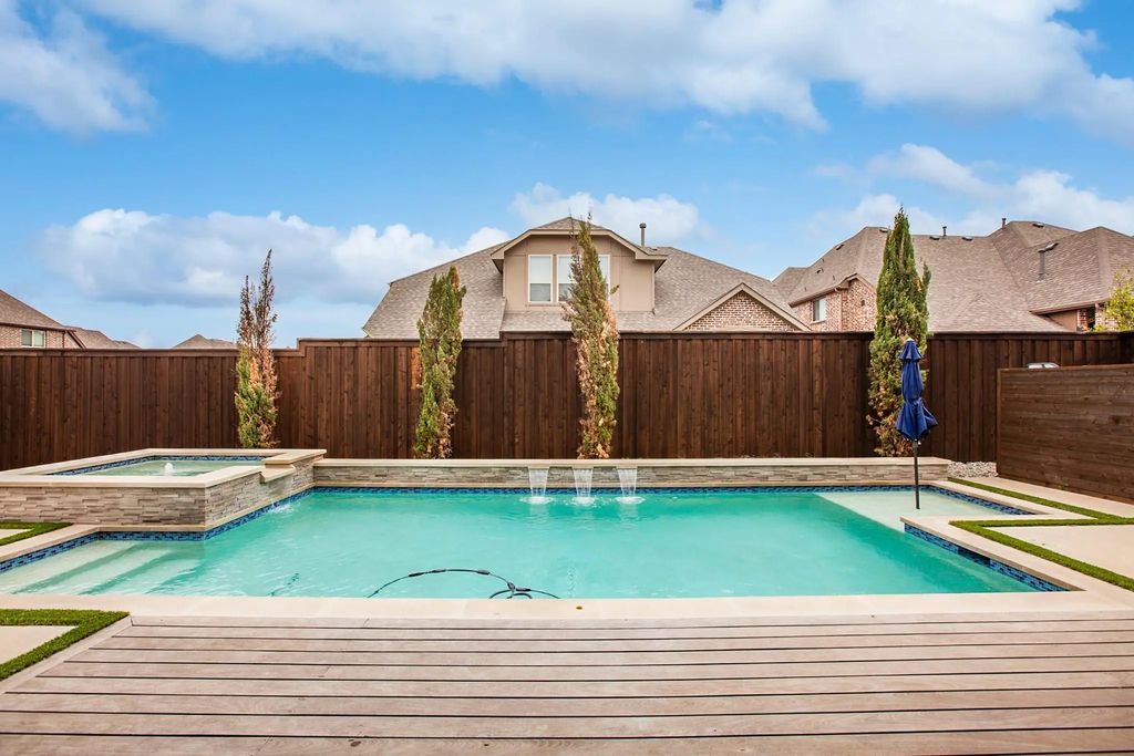 1614 Thoroughbred Lane, Allen
