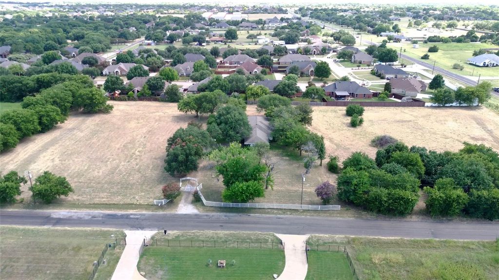 604 E Highland Road, Ovilla