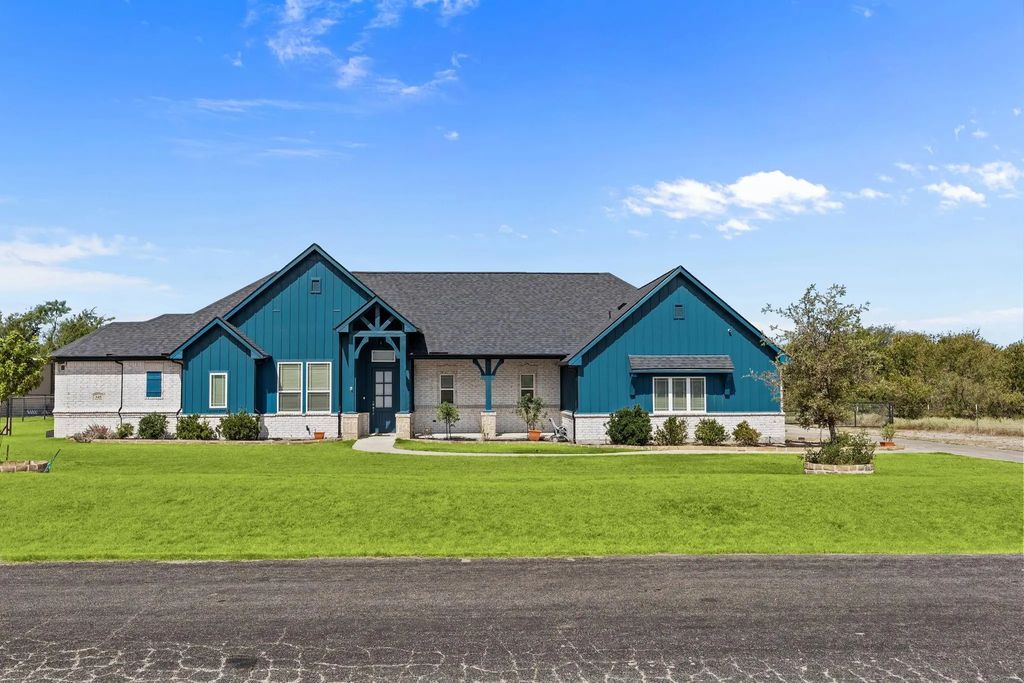 345 Palo Alto Drive, Springtown