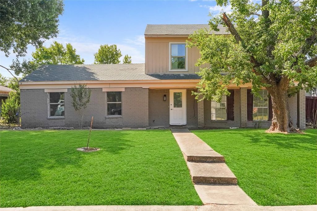 7326 Boisenberry Lane, Dallas