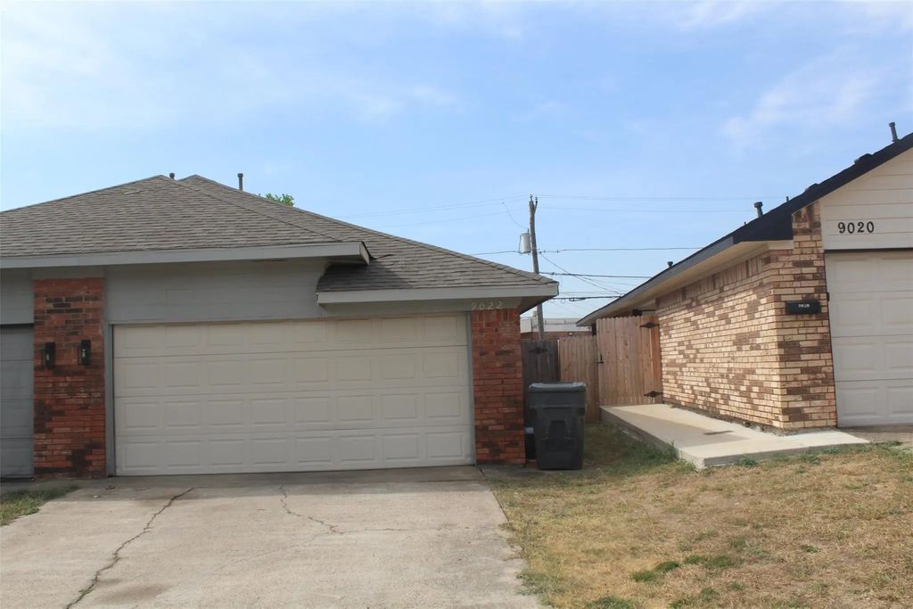 9022 Greenmound Avenue, Dallas