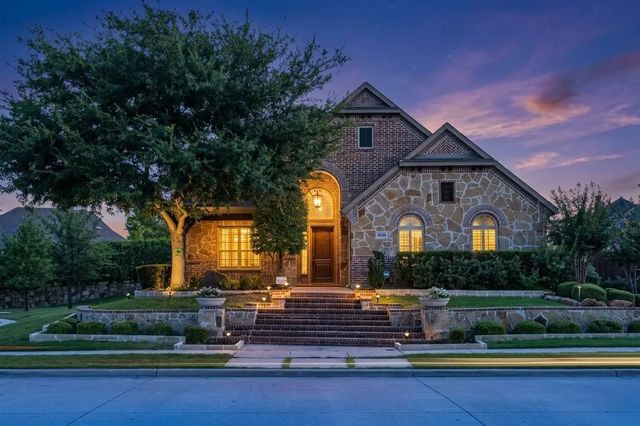 4604 Golden Mew Drive, Carrollton