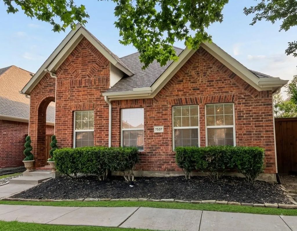 7537 Glasshouse Walk, Frisco
