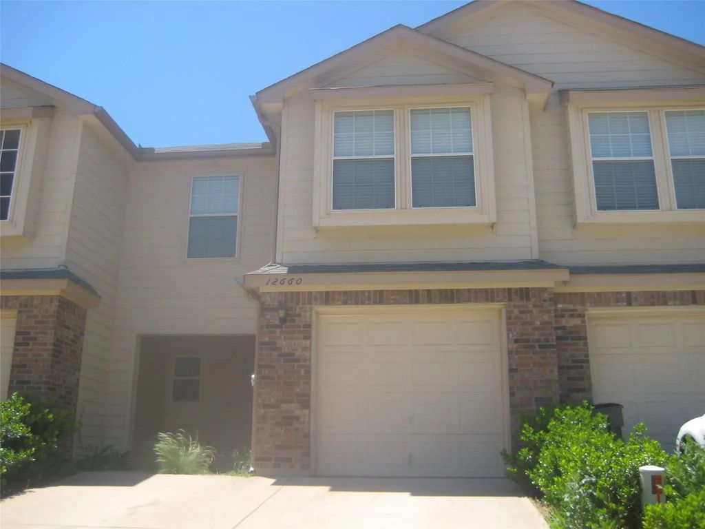 12660 Bay Avenue, Fort Worth