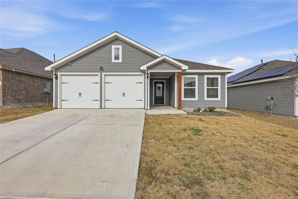 916 American Flyer Boulevard, Fort Worth