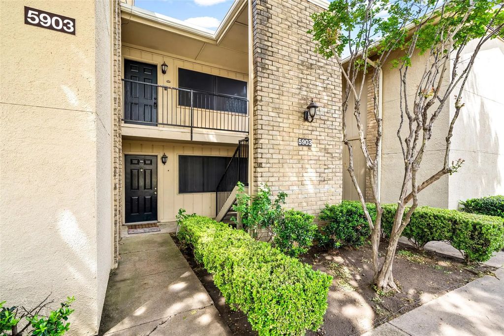 5903 Harvest Hill Road 2074, Dallas