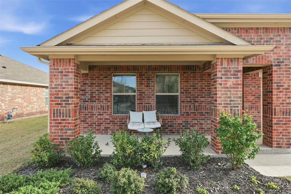 613 Whitecomb Lane, Justin