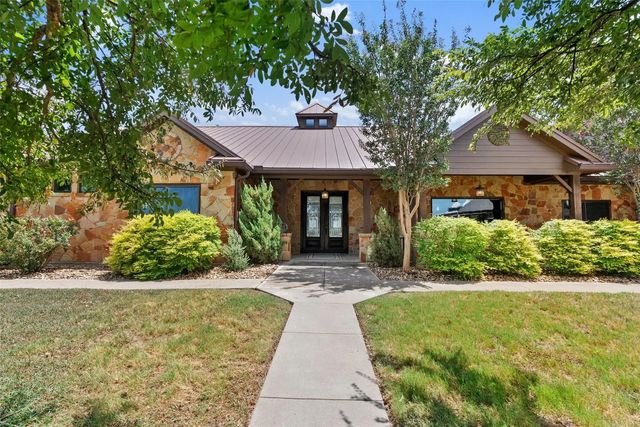 894 Blue Cut Road N, McGregor