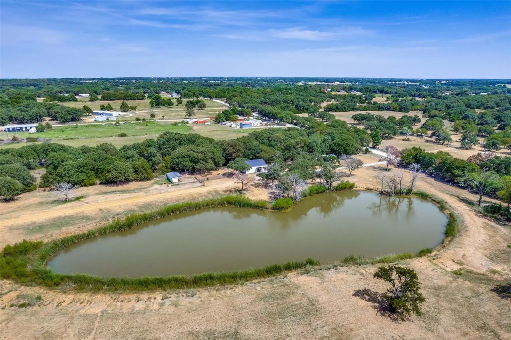 1387 County Road 140, Whitesboro