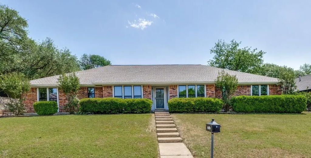 7717 Woodside Hill, Fort Worth