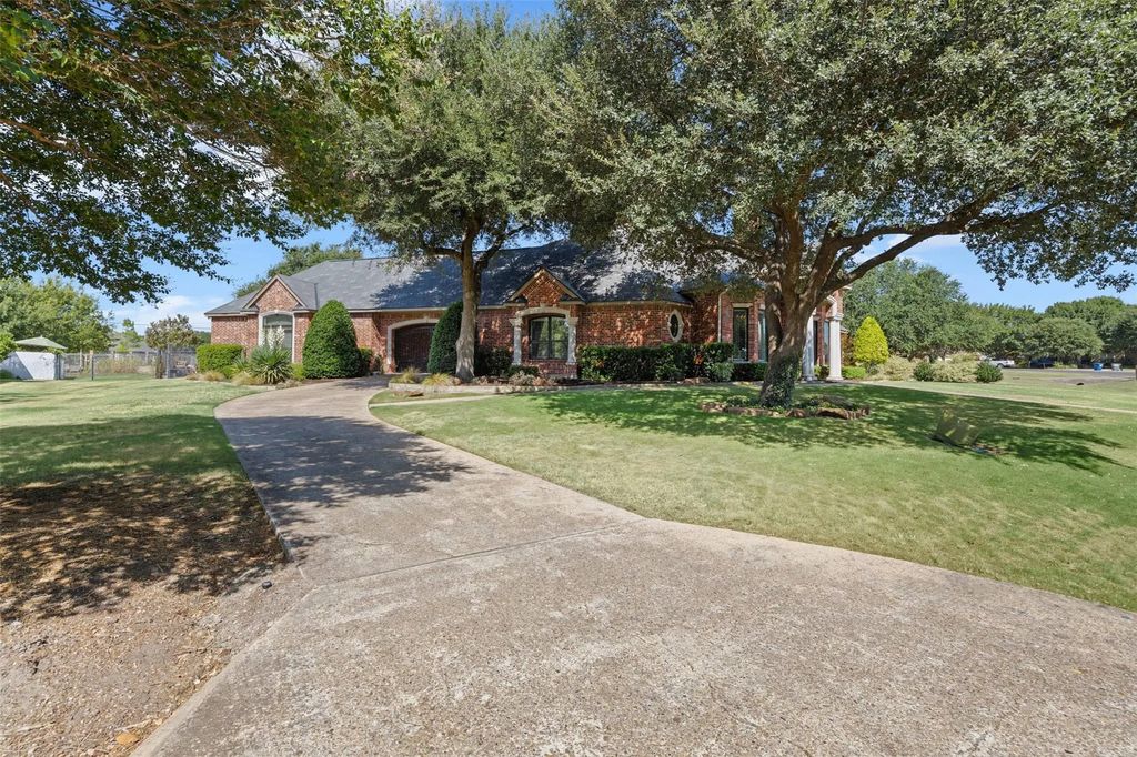 441 Country Ridge Lane, Red Oak