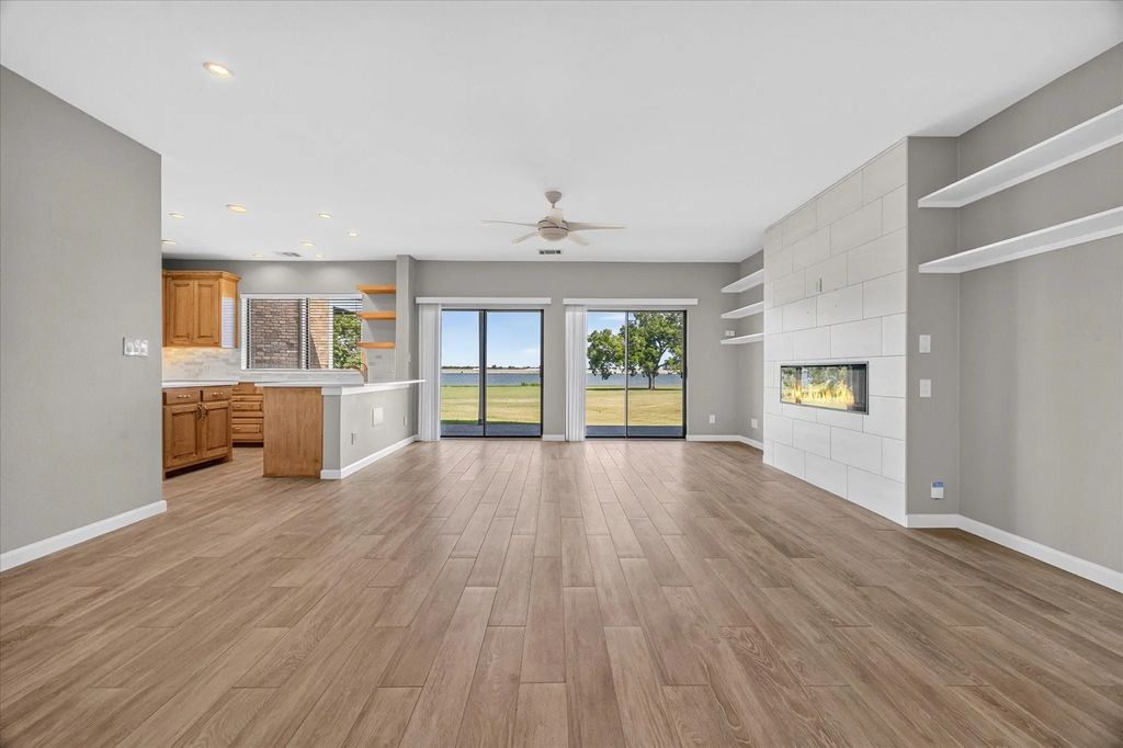 1910 Signal Ridge Place, Rockwall