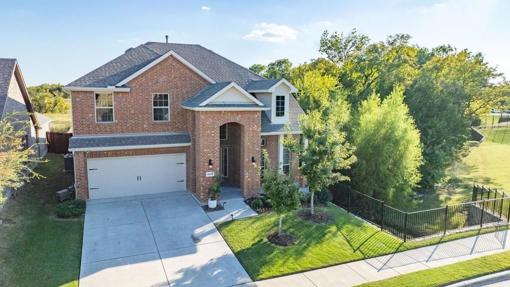 4119 Ellinger Drive, Heath