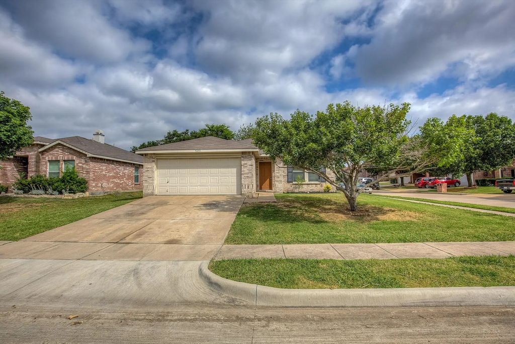 5433 Scotts Valley Street, Fort Worth