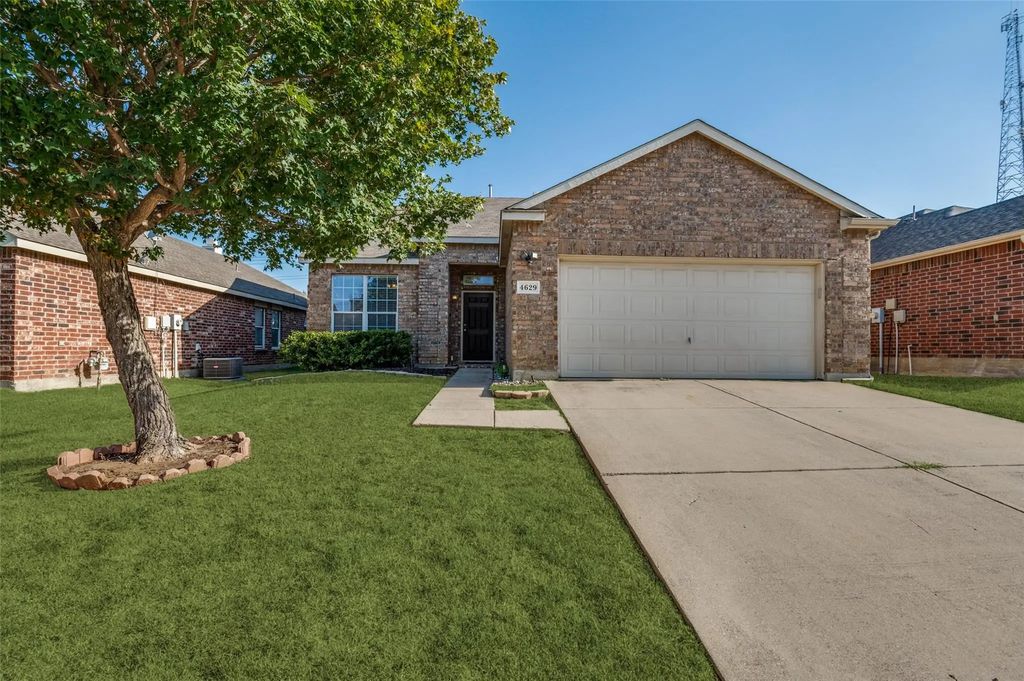 4629 Indian Rock Drive, Fort Worth